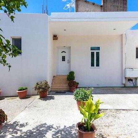 Zacharias Apartments Himare Buitenkant foto
