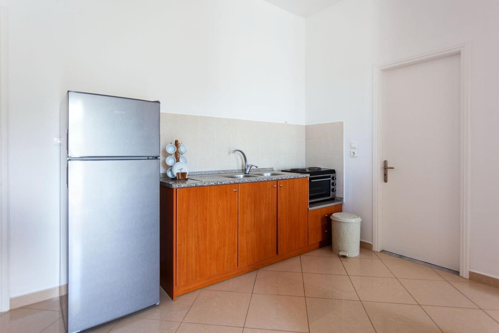 Zacharias Apartments Himare Buitenkant foto
