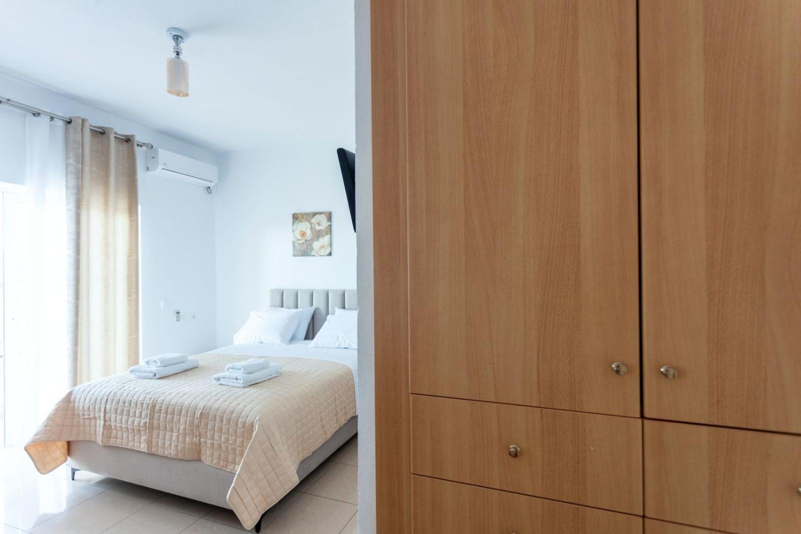 Zacharias Apartments Himare Buitenkant foto